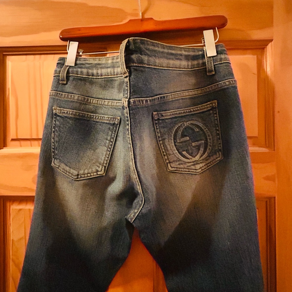 Gucci Women's Faded Blue Skinny Jeans with Back interlocking G’s. Never worn! ⭐️